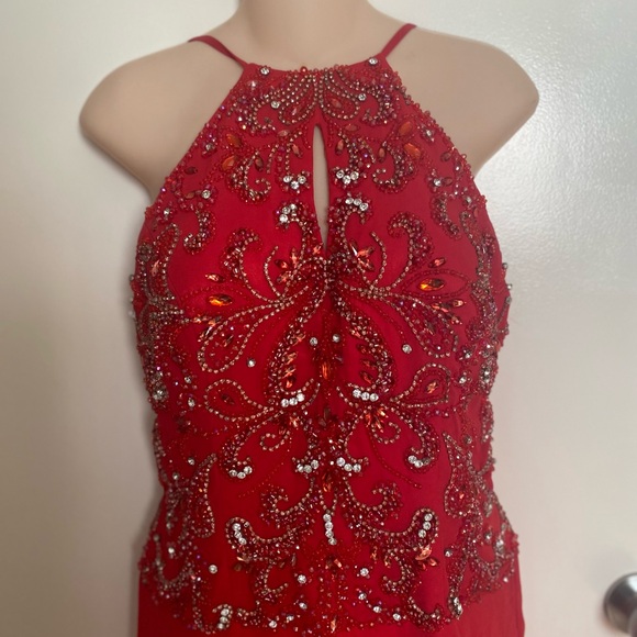 Gorgeous red Jovani evening gown sz. 10 - Picture 3 of 7